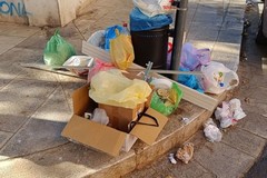 Problema rifiuti, Modugno a 5 Stelle: "Una differenziata seria non viene fatta da anni"