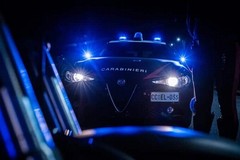 Due colpi in una notte a Modugno, caccia alla banda della Maserati