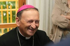 Monsignor Cacucci per altri due anni alla guida della Diocesi