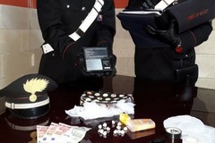 Spaccio di droga a Binetto, arrestato 41enne e denunciato complice