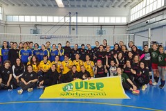 Pallavolo, a Modugno si è svolto il torneo solidale "Le donne per le donne"