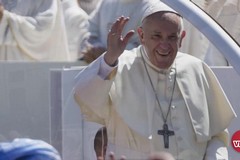 L'arrivo di Papa Francesco a Bari tra il sacro della preghiera e i numerosi divieti'