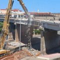 Modugno cambia volto: al via la demolizione dello storico cavalcavia