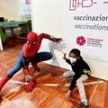 Giornata vaccinale dedicata ai più piccoli, ad accoglierli Elsa e Spiderman