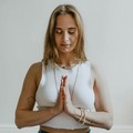 Domani a Modugno la giornata del benessere mentale tra yoga e meditazione