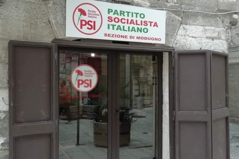 La sezione del PSI Modugno