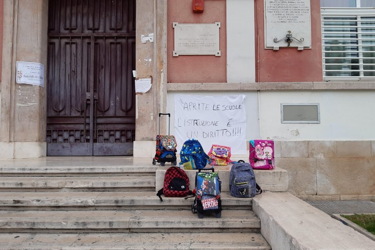 La manifestazione a scuola