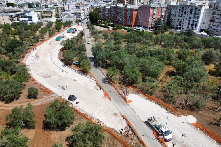 Avanzano i lavori del collegamento di via Livorno con la stazione RFI di Modugno