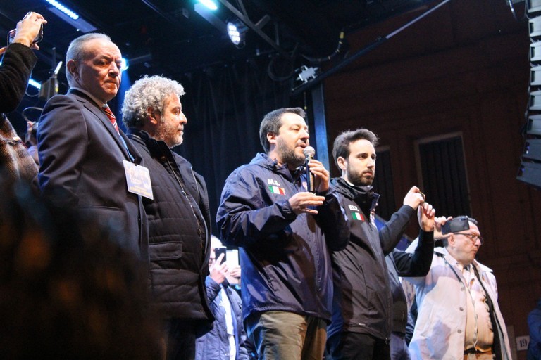 Salvini in comizio a Bari